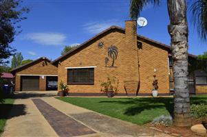 House For Sale in Esther Park