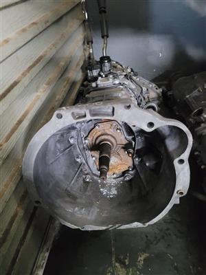 Mitsubishi Colt 4 x 4 manual Gearbox and tranfercase R17500