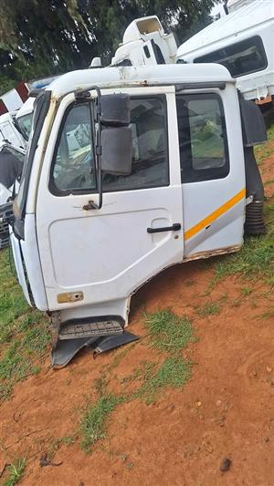 Nissan UD290 truck cab available