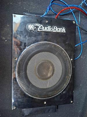 Audi bank slim sub woofer