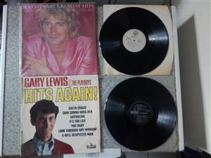 VINTAGE 60,70 AND 80s VINYL RECORDS FOR SALE - DISCOUNT IF BOUGHT IN BULK