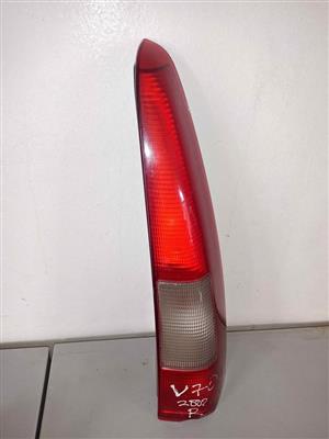 VOLVO V70 2002 RIGHT TAIL LIGHT FOR SALE (DELIVERY AVAILABLE NATION WIDE)