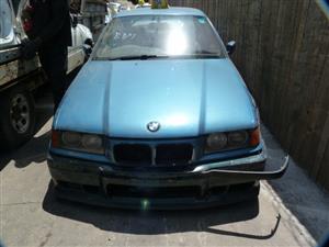 BMW 328i E36 Manual - 1995 STRIPPING FOR SPARES