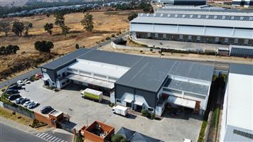 Warehouse to let in Longlake