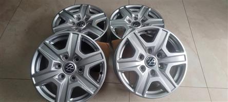 17inch Amarok original rims 6holes/will also work for ford ranger