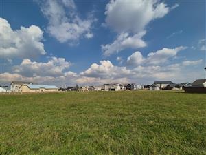 !GREAT OPPORTUNITY to BUILD your Dream Home!