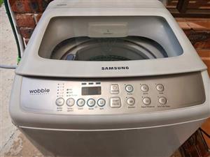 9kg Samsung Wobble Technology Washing Machine