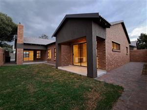 House For Sale in Brackenhurst