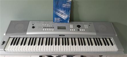 DGX 220 Portable Grand Keyboard