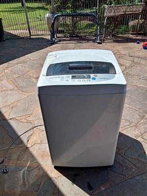 Kelvinator washing machine.