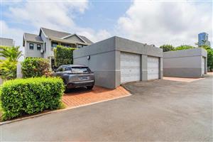 Townhouse For Sale in Umhlanga