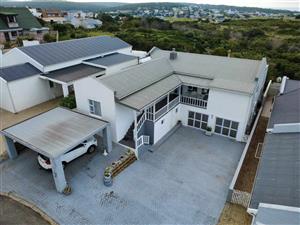 House For Sale in Still Bay West