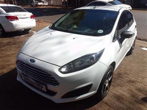2016 Ford Fiesta 1.4 White Color Manual, Petrol,  79000km 