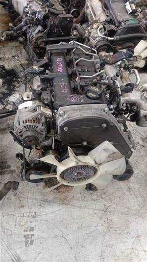 HYUNDAI H1 D4CB ENGINES FOR SALE