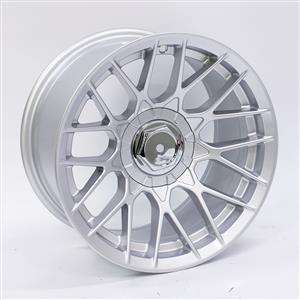 15″ YKW5669 4/100 & 4/114 Silver Alloy Wheels