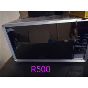Microwave 0ven for sale.