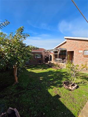 3 BEDROOM HOUSE FOR SALE