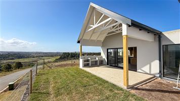 Modern Family Living in Tranquil Springvale Country Estate