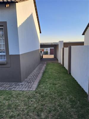 Townhouse For Sale in Tasbet Park