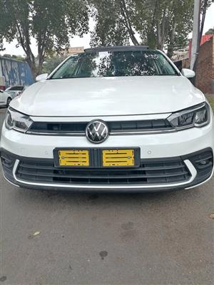 2022 VOLKSWAGEN POLO 9 TSI 1.0 COMFORTLINE MANUAL TRANSMISSION IN EXCELLENT CONDITION SUN ROOF