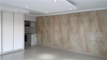 Stunning Studio / Bachelor appartment