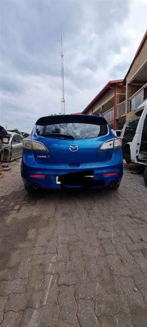 MAZDA 3 2.5 FOR SPARES