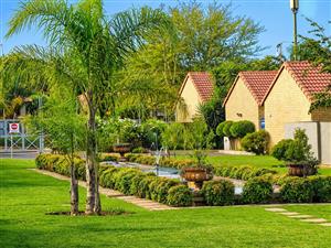 Townhouse For Sale in Moreleta Park