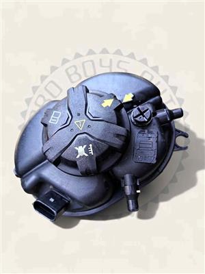 BMW WATER BOTTLE/RESERVOIR EXPANSION TANK AVAILABLE FOR SALE