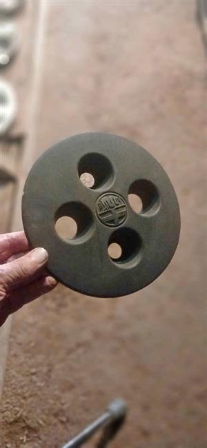 Alfa hub cap