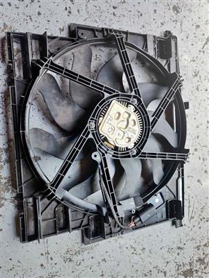 BMW G20 radiator fan