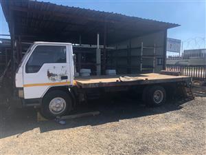 Amc 3.5ton open truck no engine 