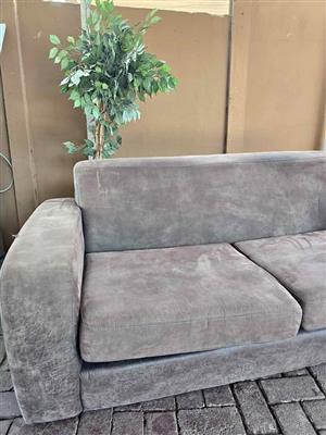 Sleeper couch/daybed