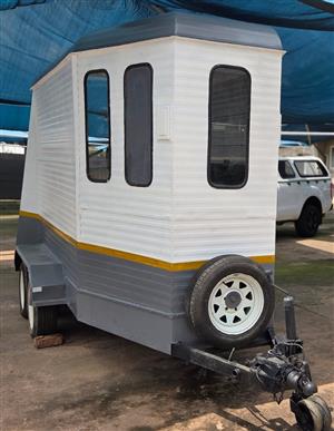 Well-maintained 2-berth Challenger horsebox for sale