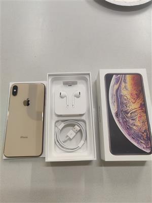 Apple iphone Xs Max 512gb still as good as new in the box
