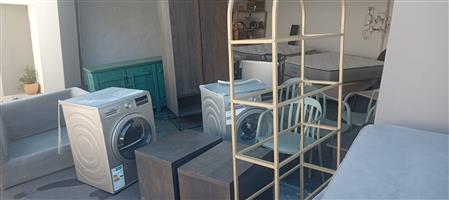 Safe, Reliable, and Scratch-Free Furniture Removal