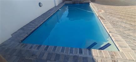 swimming pools 