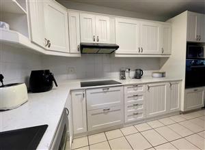 Apartment For Sale in Wakenshaw Estate