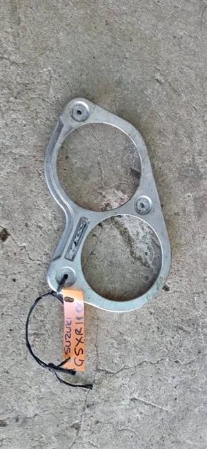 GSXR 1100 speedo cover. Online bike Scrapyard new and secondhand spares and accessories. We strippin