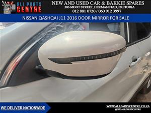 Nissan Qashqai J11 2016 door mirror - in excellent used condition