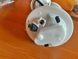 TOYOTA YARIS 2005 UP FUEL PUMP.