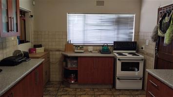 Neat, Secure & Perfectly Located Family Home – Move-In Ready