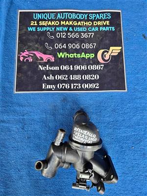 Land Rover Thermostat Housing