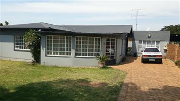 House to rent in Wychwood