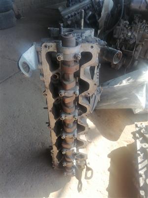Nissan rd28 cylinder head for sale 