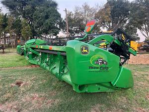 2015 John Deere 640 FD 