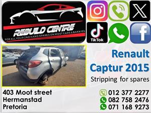 Renault Captur stripping for parts.
