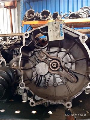 VOLKSWAGEN CHY SEMI AUTOMATIC GEARBOX 