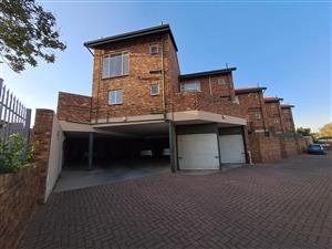 3-Bedroom Duplex for Sale in Heidelberg Central