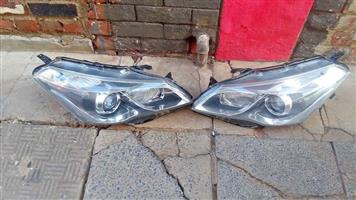 Suzuki Ciaz headlights