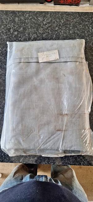 Toyota legend 35 double cab tonneau cover. COVER ONLY.